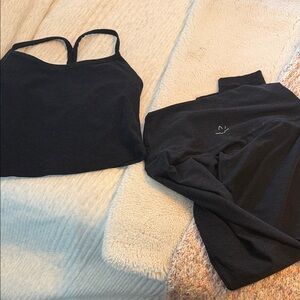 Beyond Yoga : leggings + top